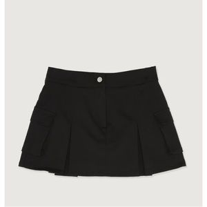 Oak + fort pleated mini skort. Size S